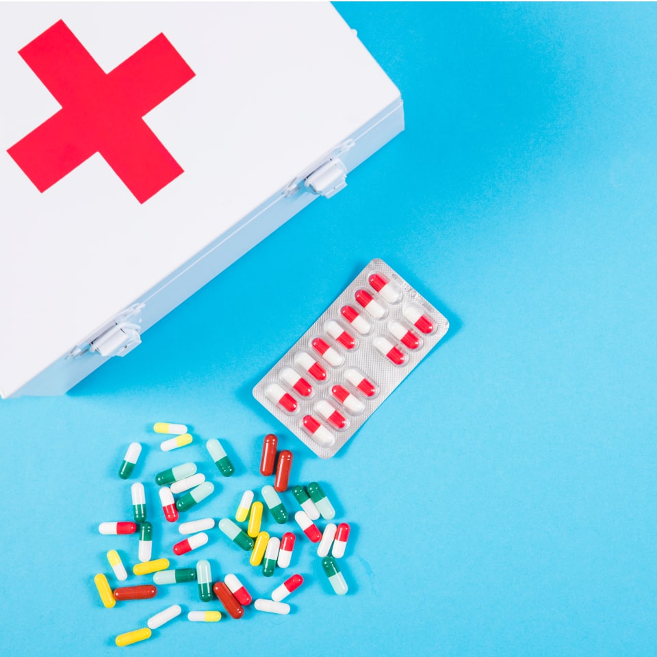 Какие лекарства должны быть в домашней аптечке